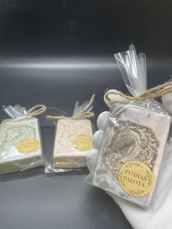 Ароматическое мыло ручной работы гравировка коня