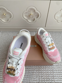 Miu Miu Sneaker