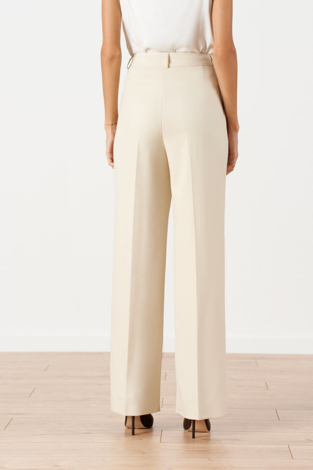 31153 Брюки женские (бежевый)