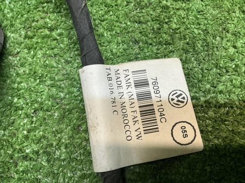 Проводка заднего бампера VW Touareg 3 (2018-н.в.)