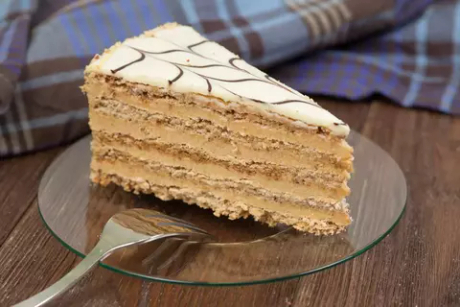 Торт ореховый "Эстерхази" 1000гр/12порц