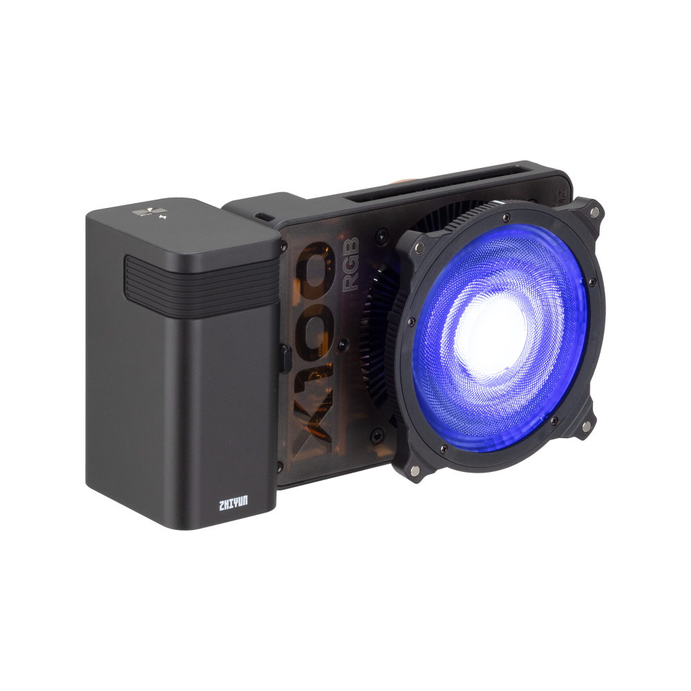 Осветитель Zhiyun MOLUS X100RGB COB Light PRO чёрный
