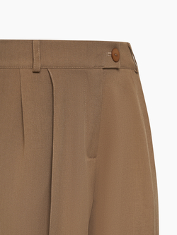 Брюки с простроченными стрелками