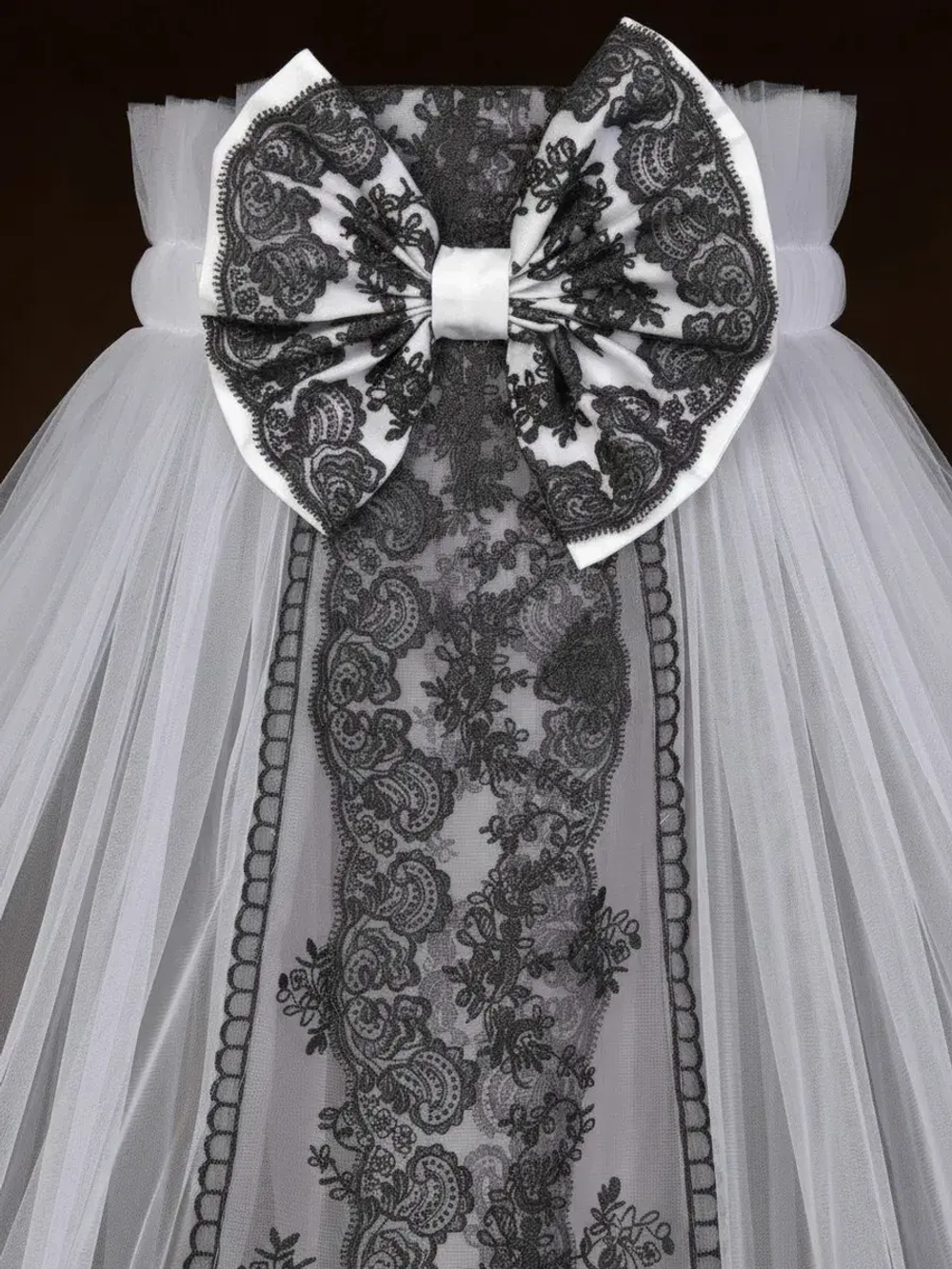 Балдахин с кружевом "Версаль"