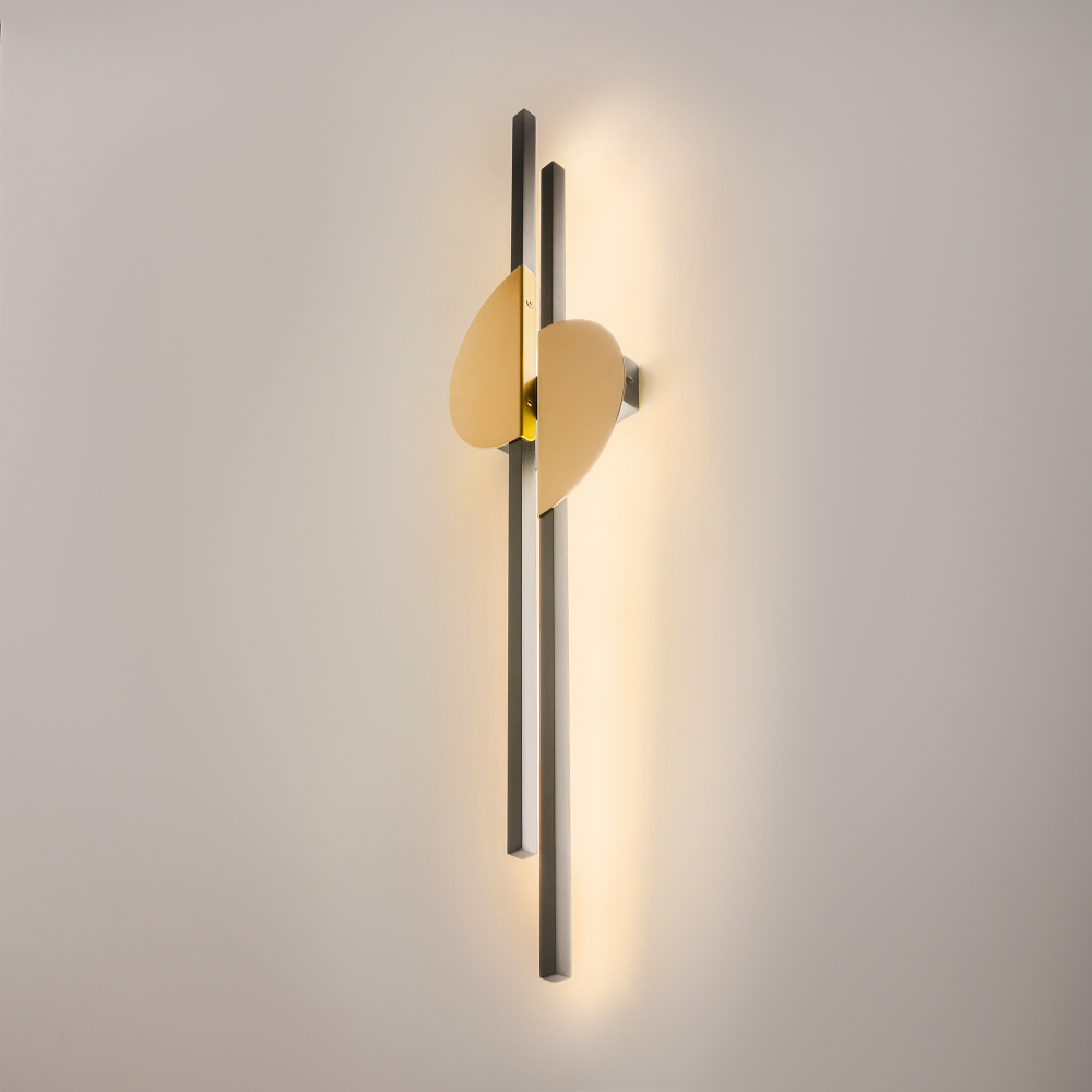 Настенный светильник (бра) Maytoni MOD179WL-L22BS4K