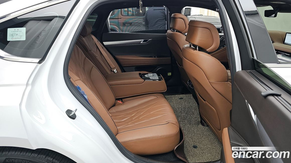 Genesis G80 (RG3) Бензин 2.5 Turbo AWD (09.2022)