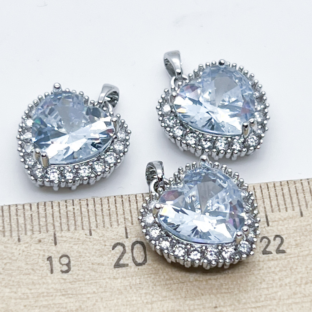 Подвеска Сердце, цвет серебро, фианиты, размер 18*16 мм, цена за 1 шт