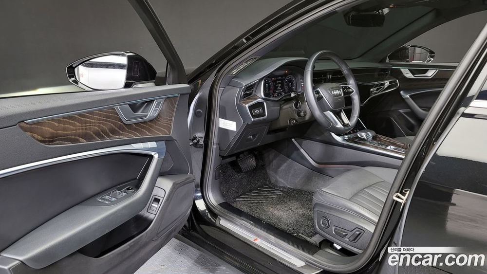 Audi A6 (C8) 45 TFSI Premium (09.2020)