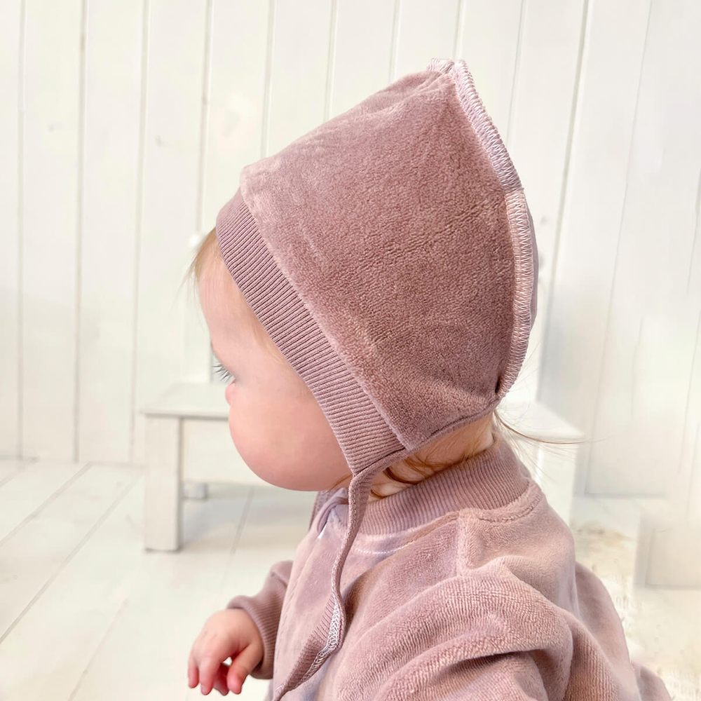 Велюровый чепчик Mjölk Desert Rose