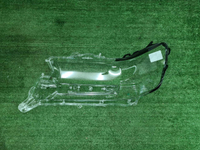 Стекло фары правое Toyota Land Cruiser 200 (15-21)