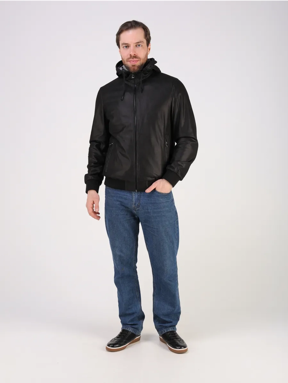 Кожаная куртка демисезонная замшевая с капюшоном