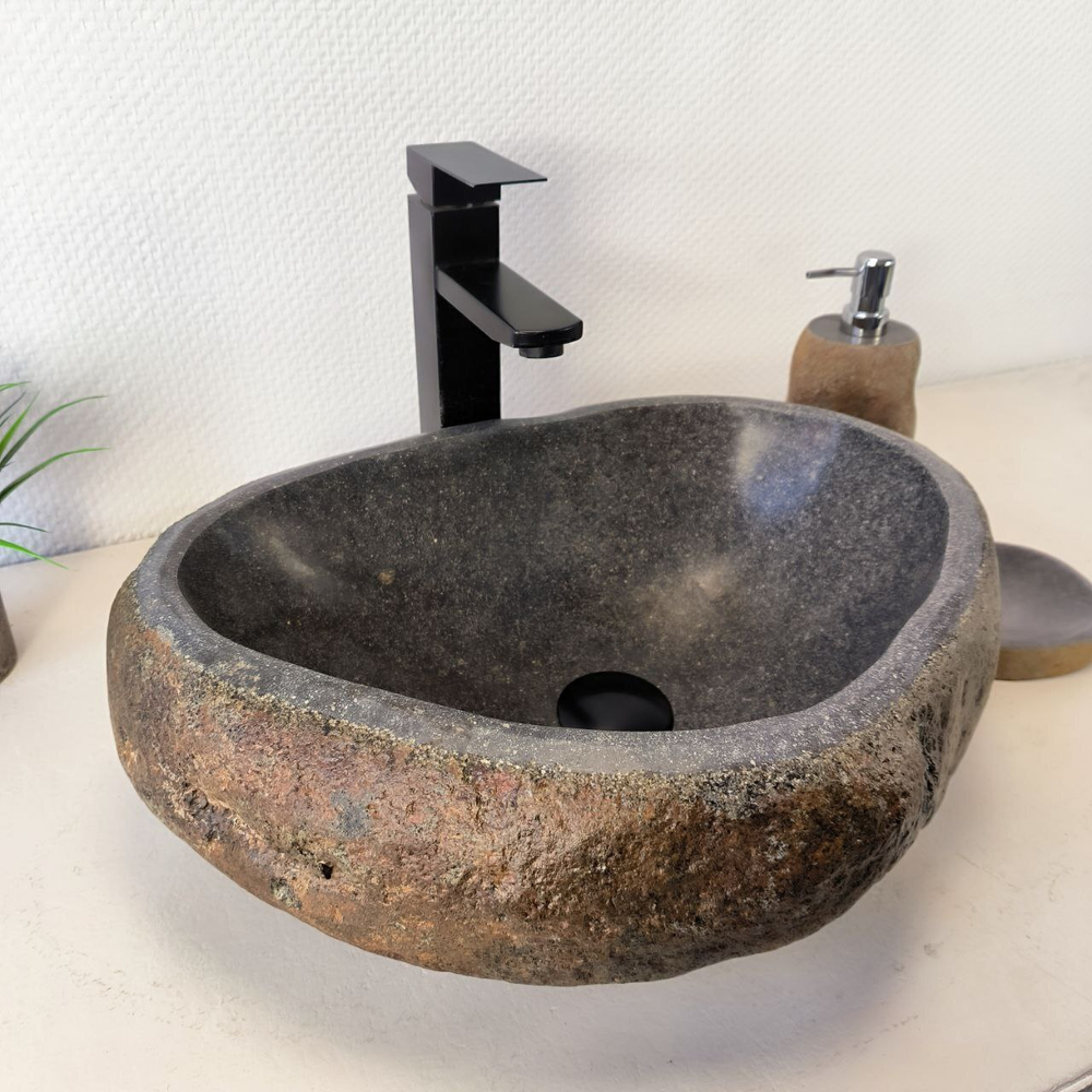 Раковина из речного камня RS-66020 48х37х15 из натурального камня