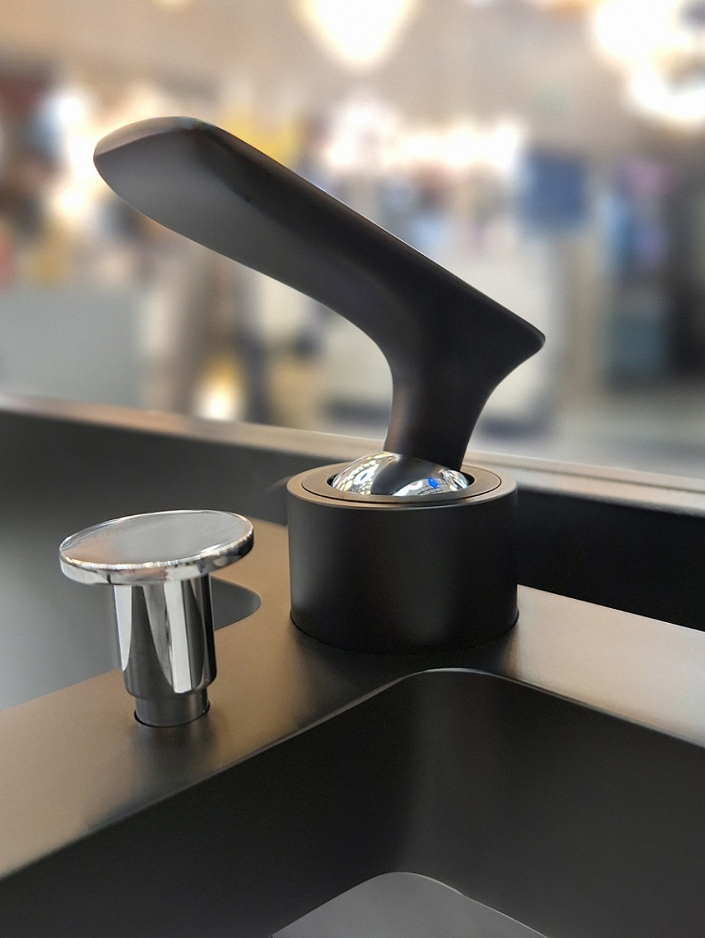 Смеситель для ванны с душем AltroBagno Aperto 0211 NeOp