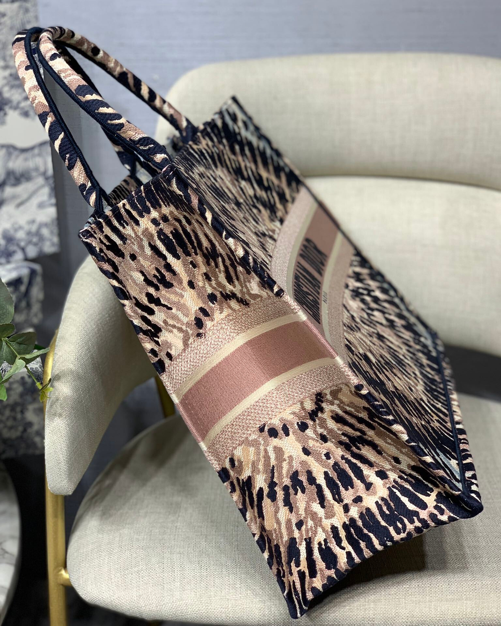 Christian Dior Book Tote 42 cm