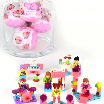 Игрушки в капсуле 75 мм Конструкторы «Пляжная вечеринка» 12 шт