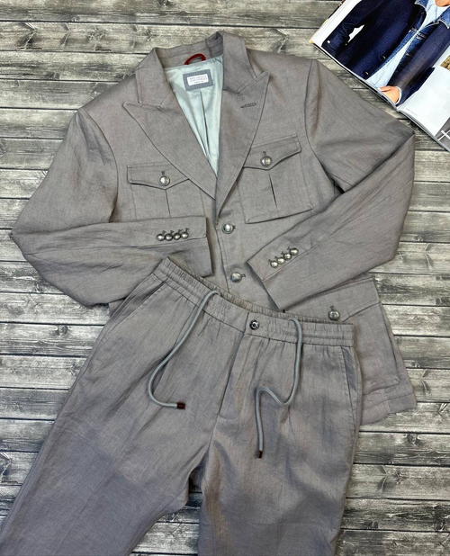Льняной костюм Brunello Cucinelli