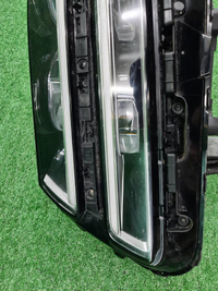 Битая Фара левая Genesis GV80 (2020-2023) LED