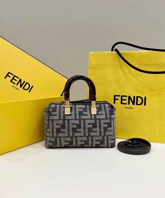 Fendi By The Way Mini 20 cm