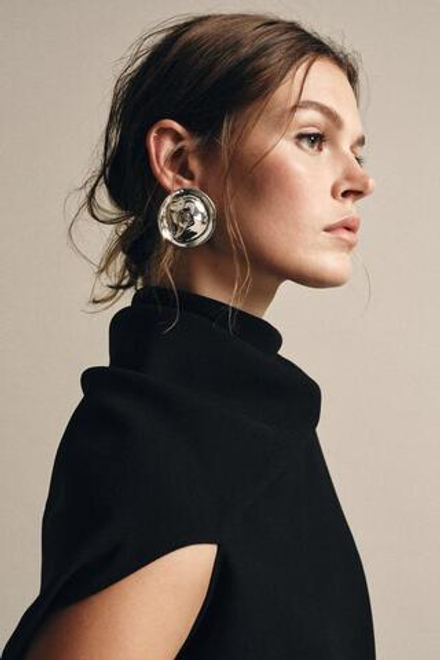 ZARA МЕТАЛЛИЧЕСКИЕ СЕРЬГИ-ПЛАСТИНЫ, СЕРЕБРИСТЫЙ