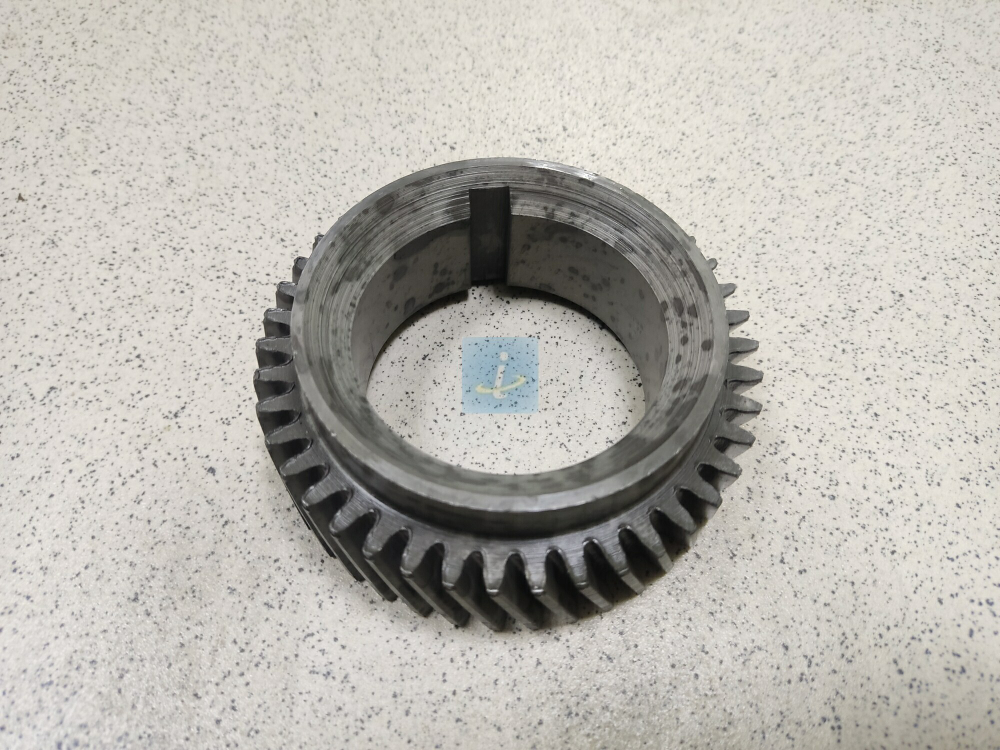 Шестерня 238Б-1005030