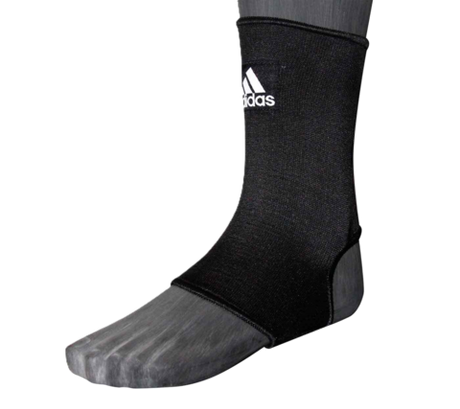Защита голеностопа Adidas Ankle Pad