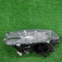 Фара левая Toyota Rav 4 CA40 (2015-2019) LED