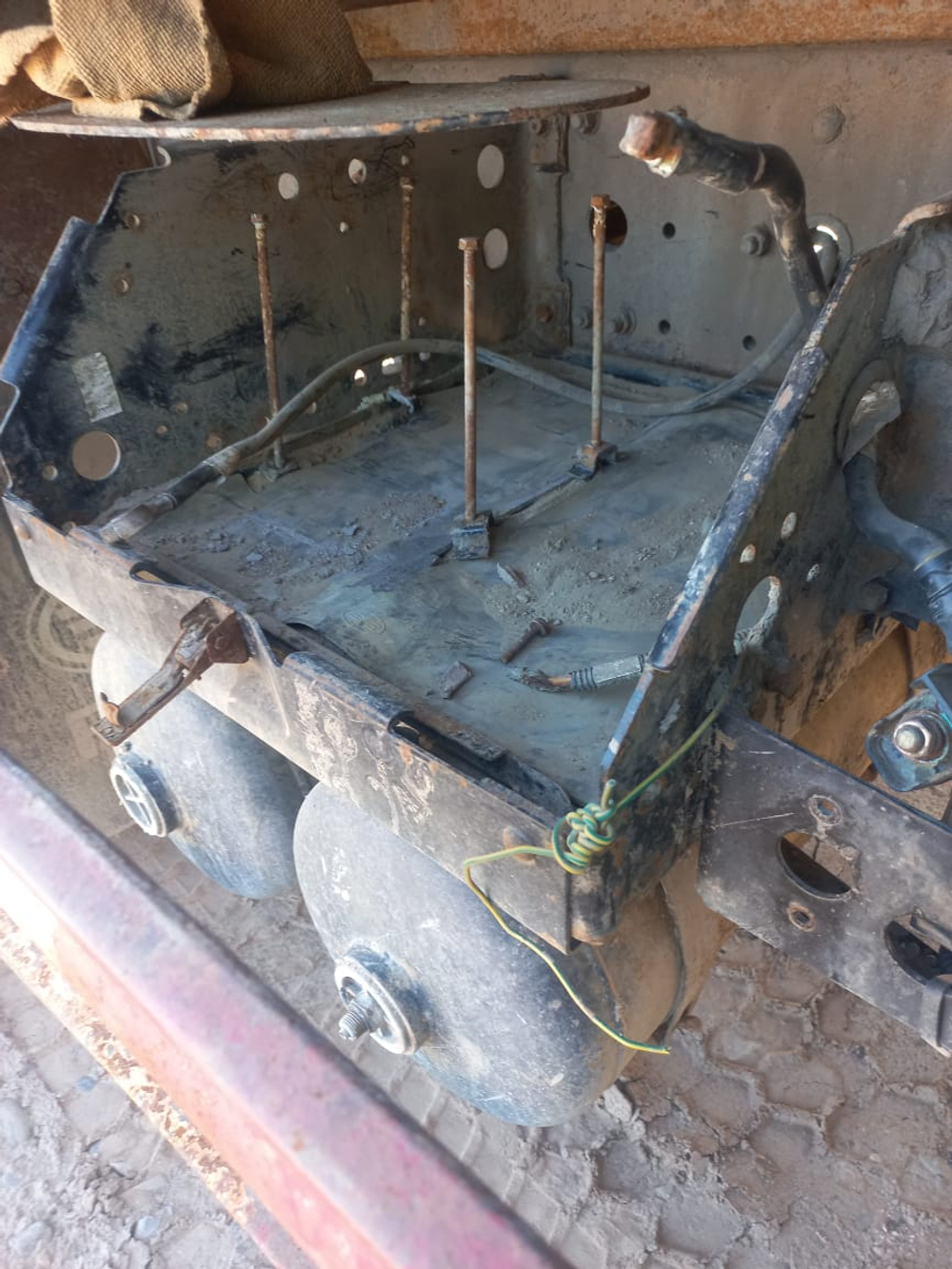 FAW J6 8x4 Самосвал CA3310P66K24T4E5 (Дизельный, 11,1 л, 420 л.с., МТ)
