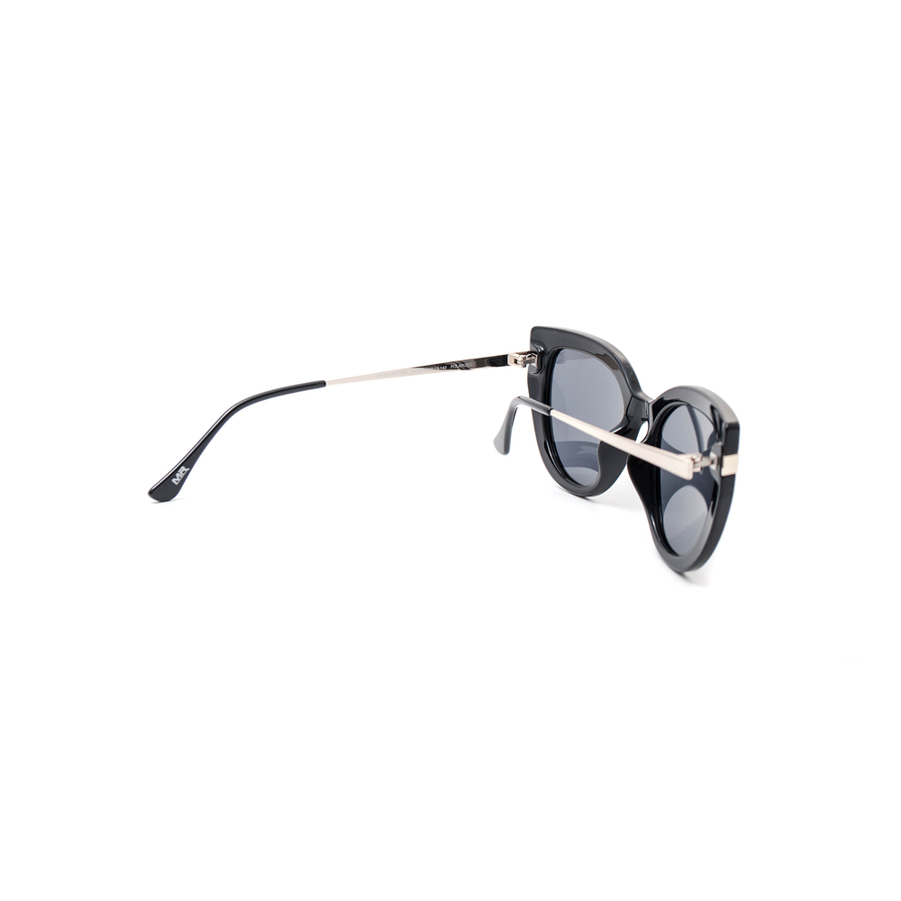 Солнцезащитные очки Mario Rossi 02-203 17PZ бабочка черные