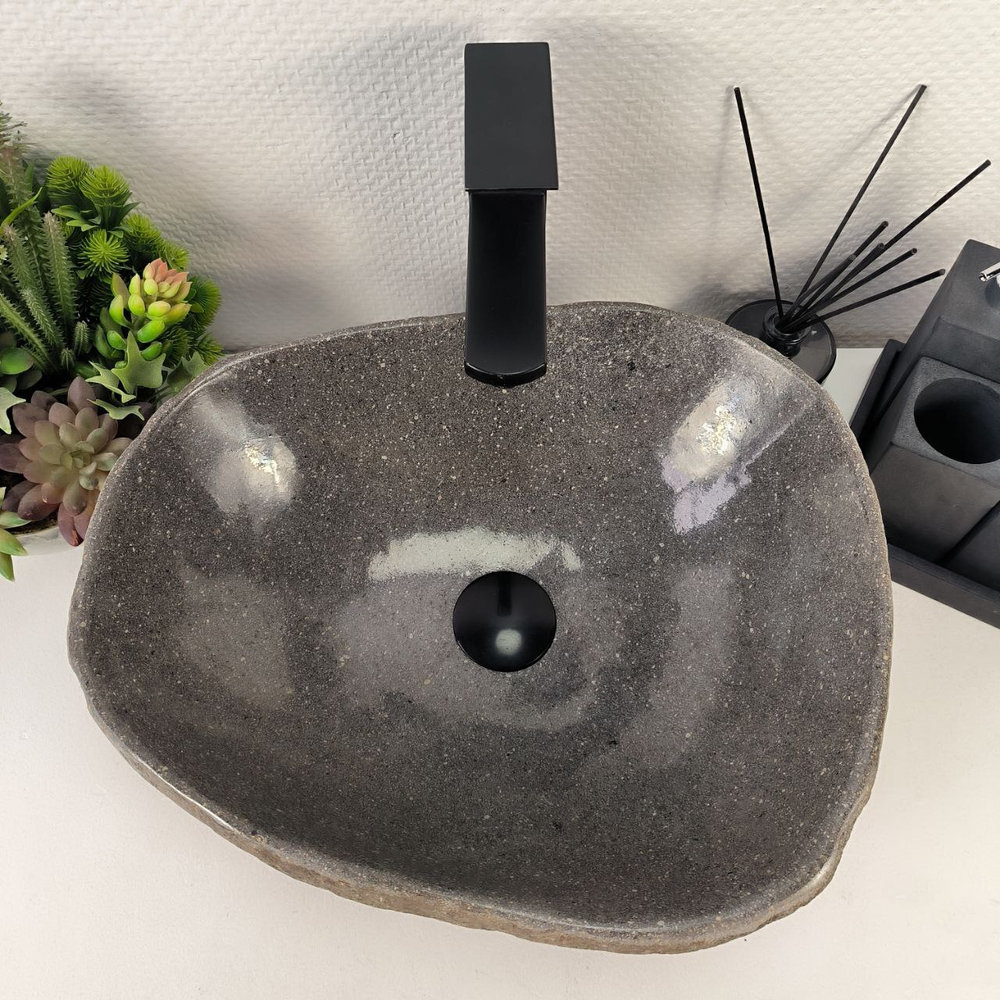 Раковина из речного камня RS-64907 43*38*15 0861