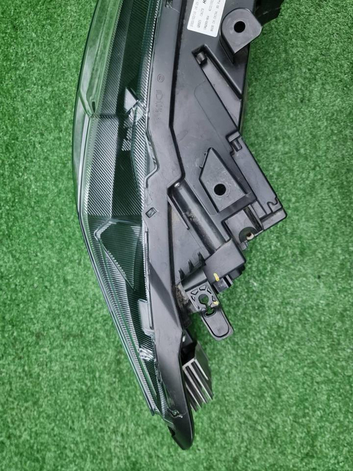 Фара левая Haval F7 (2018-2024) LED