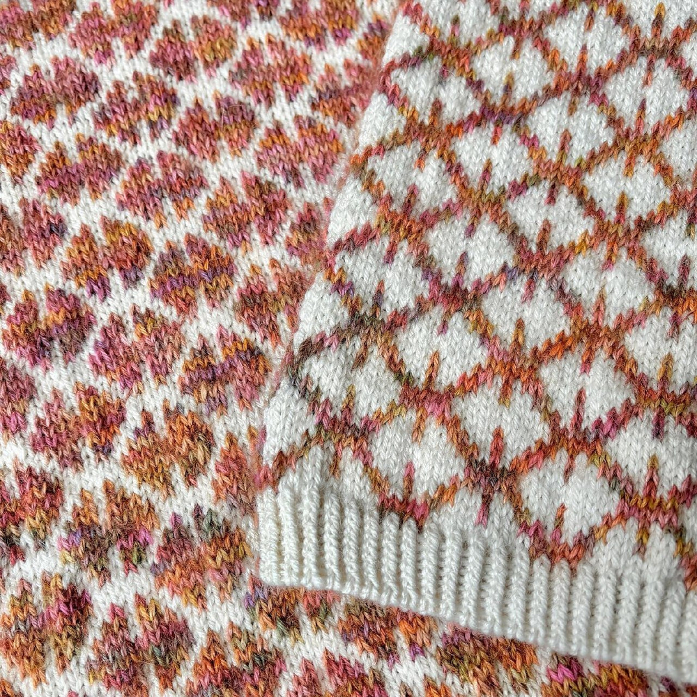 Джемпер спицами "Aase"