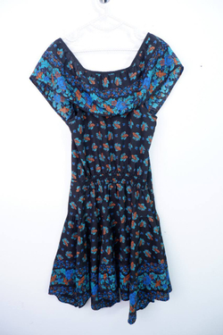 Платье Warehouse легкое, маркировка 38, визуально 44 размер