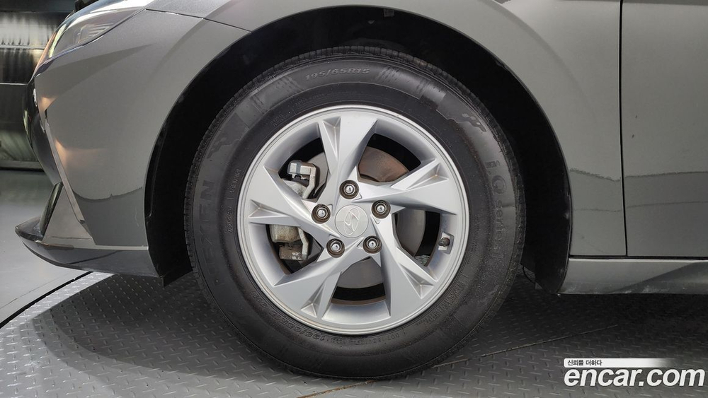 Hyundai Avante (CN7) 1.6 (04.2020)