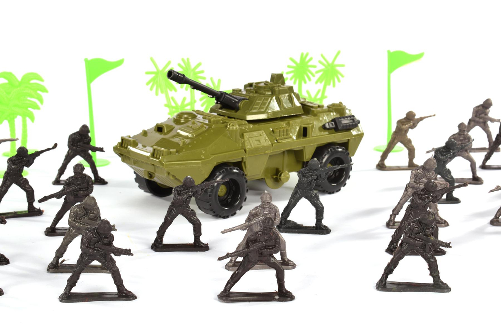 Пластмассовая игрушка "БТР солдат набор" упакет пвх.пакет