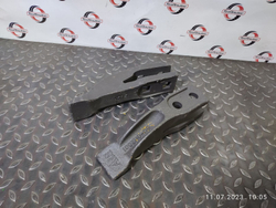 Зуб болтовой BU-OH2001 центральный CASE 580