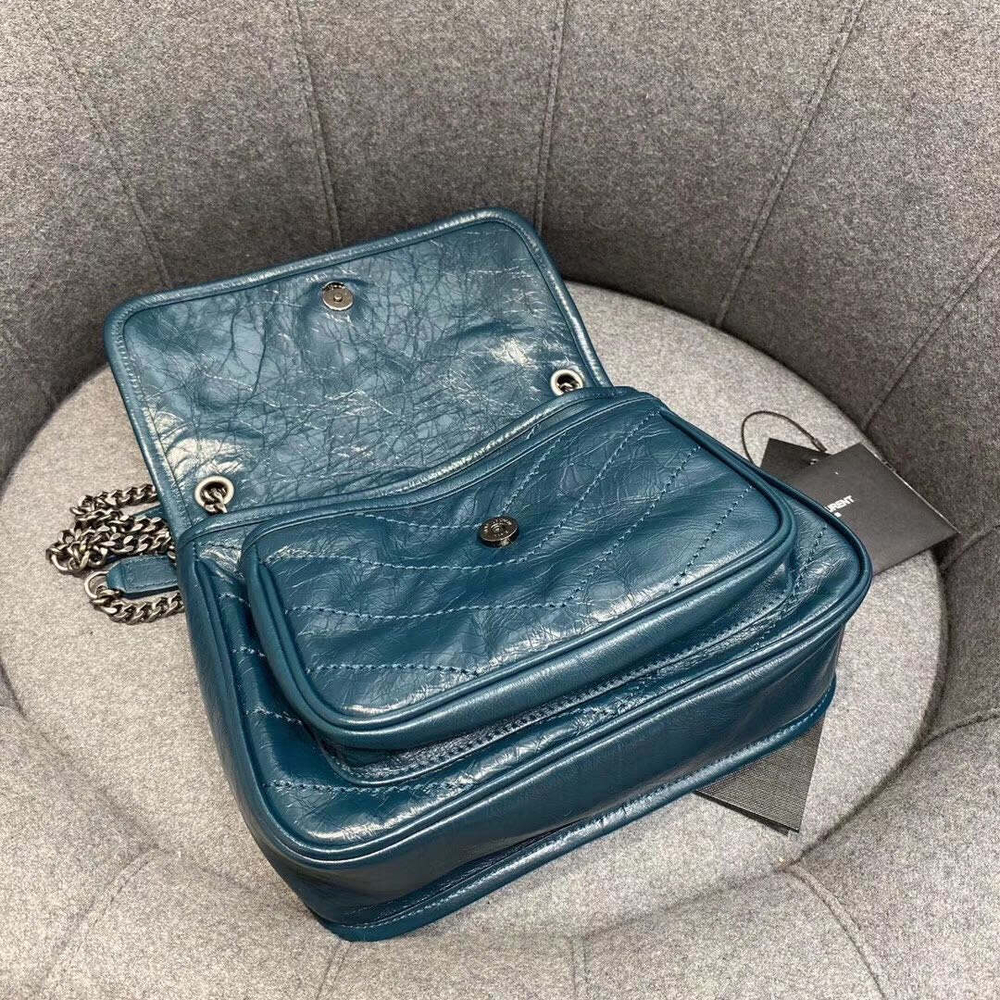 Yves Saint Laurent Niki 22 cm
