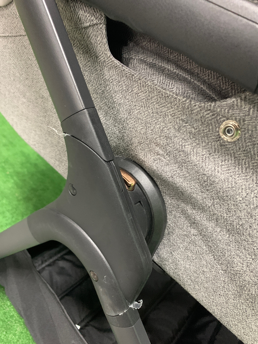 Коляска детская MOWBaby "MOVE" MB401 2 в1 Silver