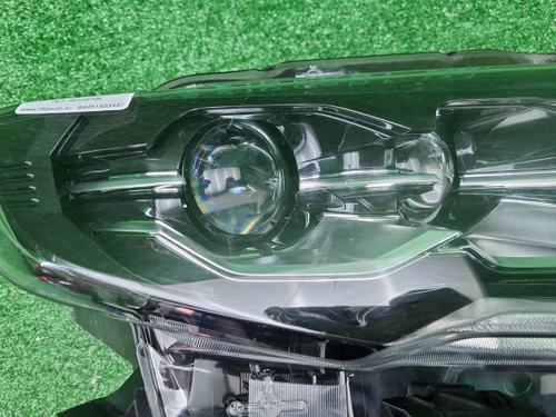 Фара правая Nissan X-Trail T32 (2017-2022) LED