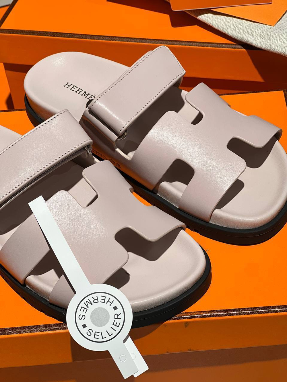 Шлепанцы Hermes