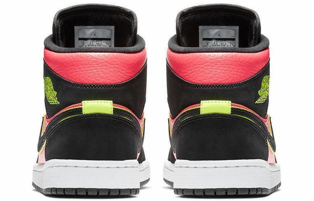 Кроссовки Jordan Air Jordan 1 Mid"Hot Punch" (Женская размерная сетка)