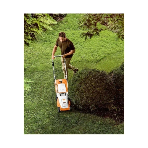 RMA 235.0 (INT1) Аккумуляторная газонокосилка STIHL 63112000010