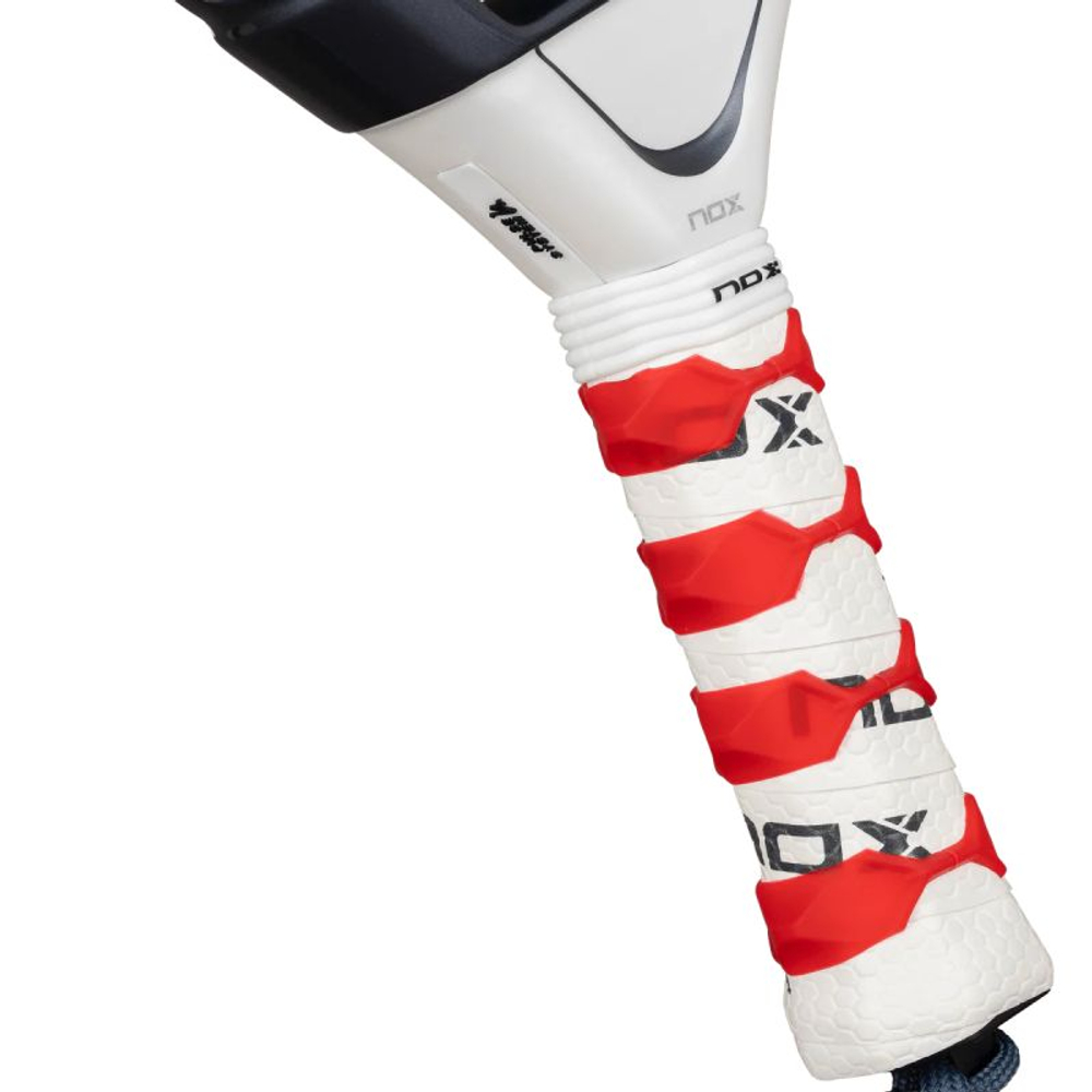 Ракетка для падел тенниса NOX AT10 Genius 12K Alum Xtrem Lite by Agustin Tapia 2026