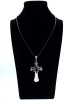 Крупный массивный крест из нержавеющей стали