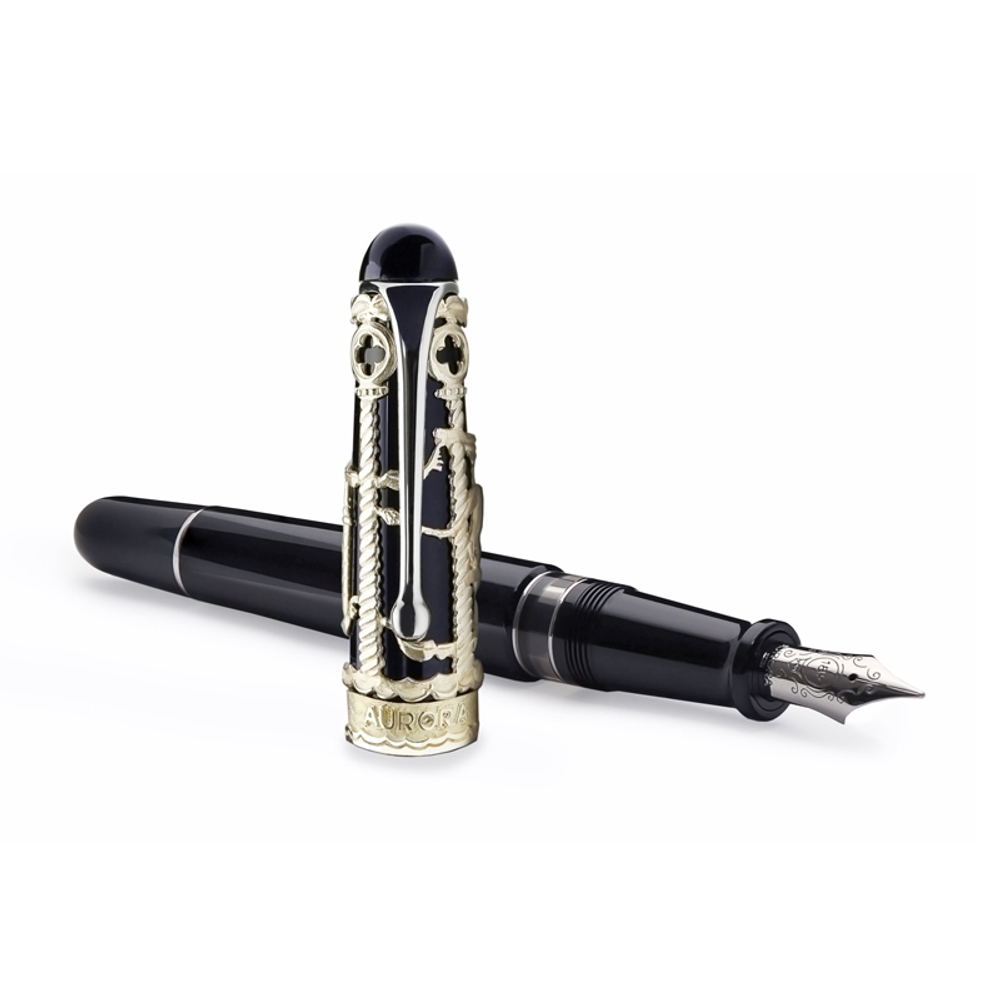 Перьевая ручка Aurora Venezia, black CT, в подарочной коробке