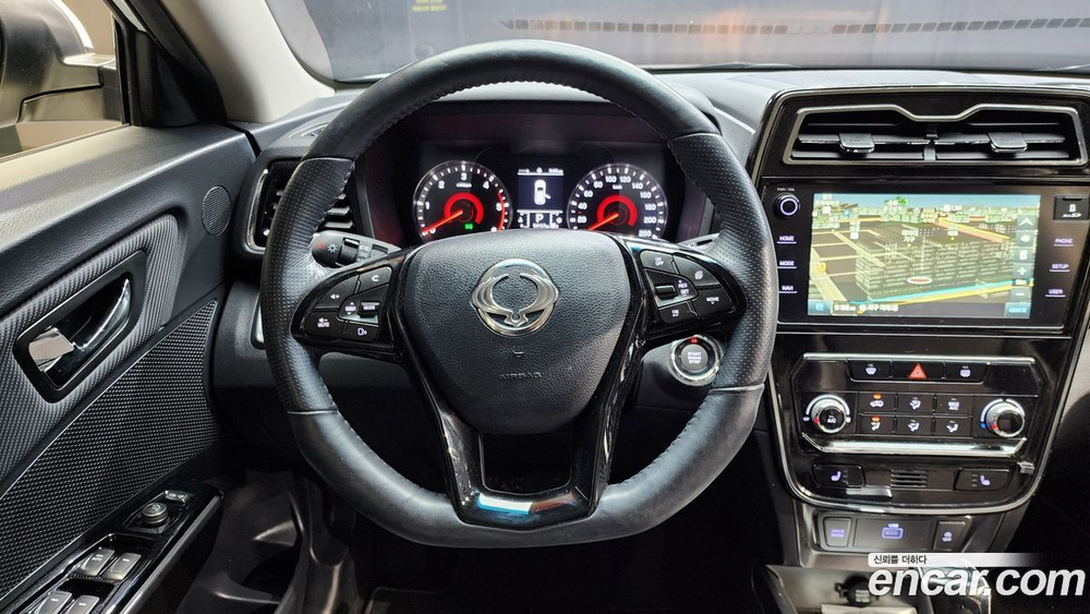 KG Mobility (Ssangyong) Very New Tivoli Дизель 1.6 2WD (03.2020)