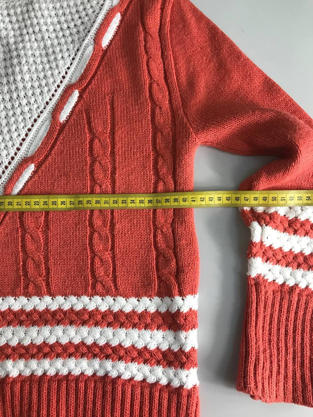 Джемпер для зимнего образа, визуально на 44/46 размер