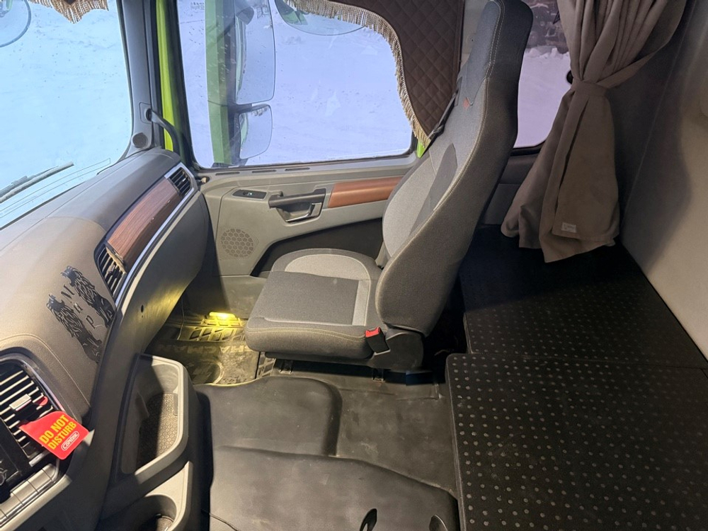 Shacman (Shaanxi) SX* 8x4 Самосвал SX33186V366 (Дизельный, 11,6 л, 423 л.с., МТ)