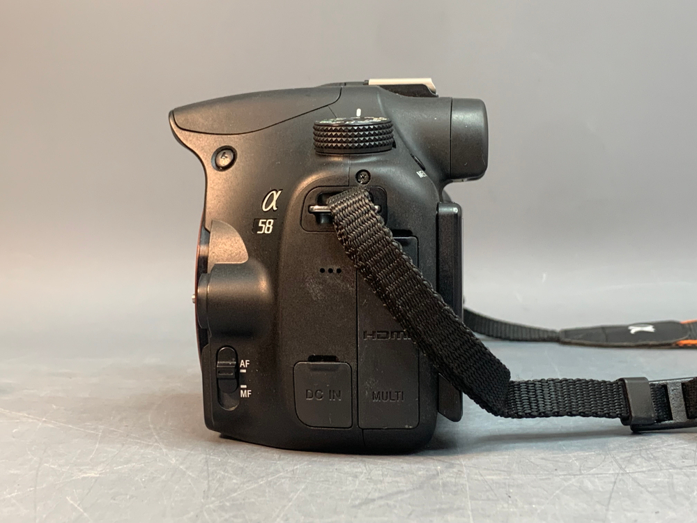 Sony A58 Kit 18-55mm 2.500 кадров