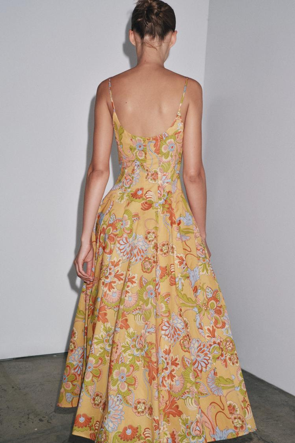 ZARA ПЛАТЬЕ С ЦВЕТОЧНЫМ ПРИНТОМ — ZW COLLECTION, РАЗНОЦВЕТНЫЙ