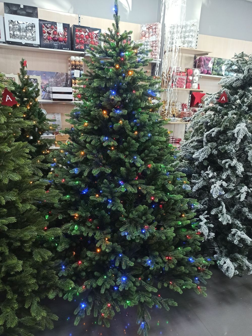 Елка с гирляндой 2в1 «Венецианская» (Литая+пвх) 210 см / 2,1 м